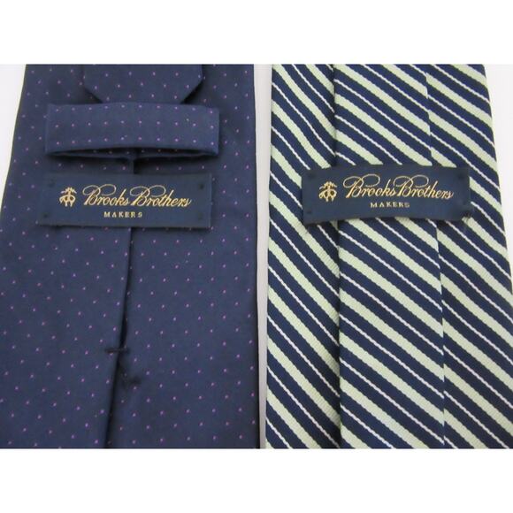 2 Brooks Brothers Blue Stripe and Micro Dots Silk 3.5-4" Men's Tie - Picture 2 of 2